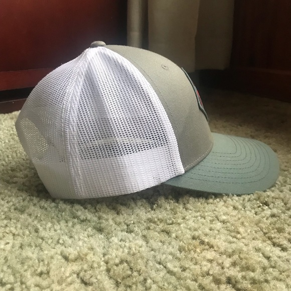 Columbia hat - Picture 2 of 5